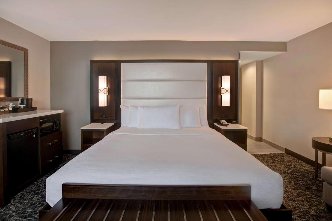 King Studio Suite at Embassy Suites by Hilton Oklahoma City Northwest