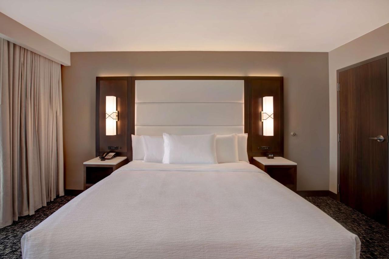 One-Bedroom King Suite - Mobility Accessible/Non-Smoking at Embassy Suites by Hilton Oklahoma City Northwest
