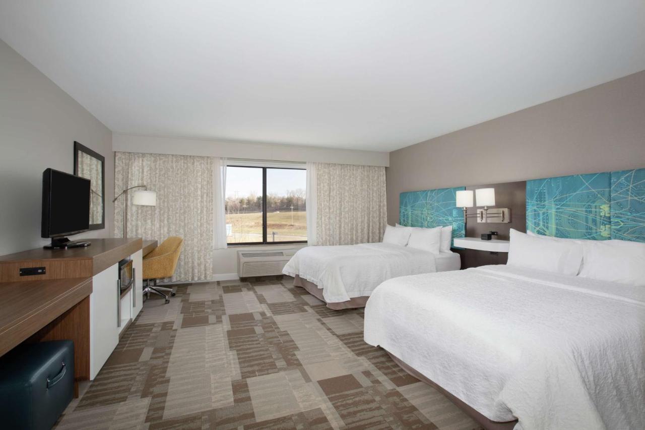 Queen Room with Two Queen Beds - Disability Access Hearing Accessible at Hampton Inn Bellevue