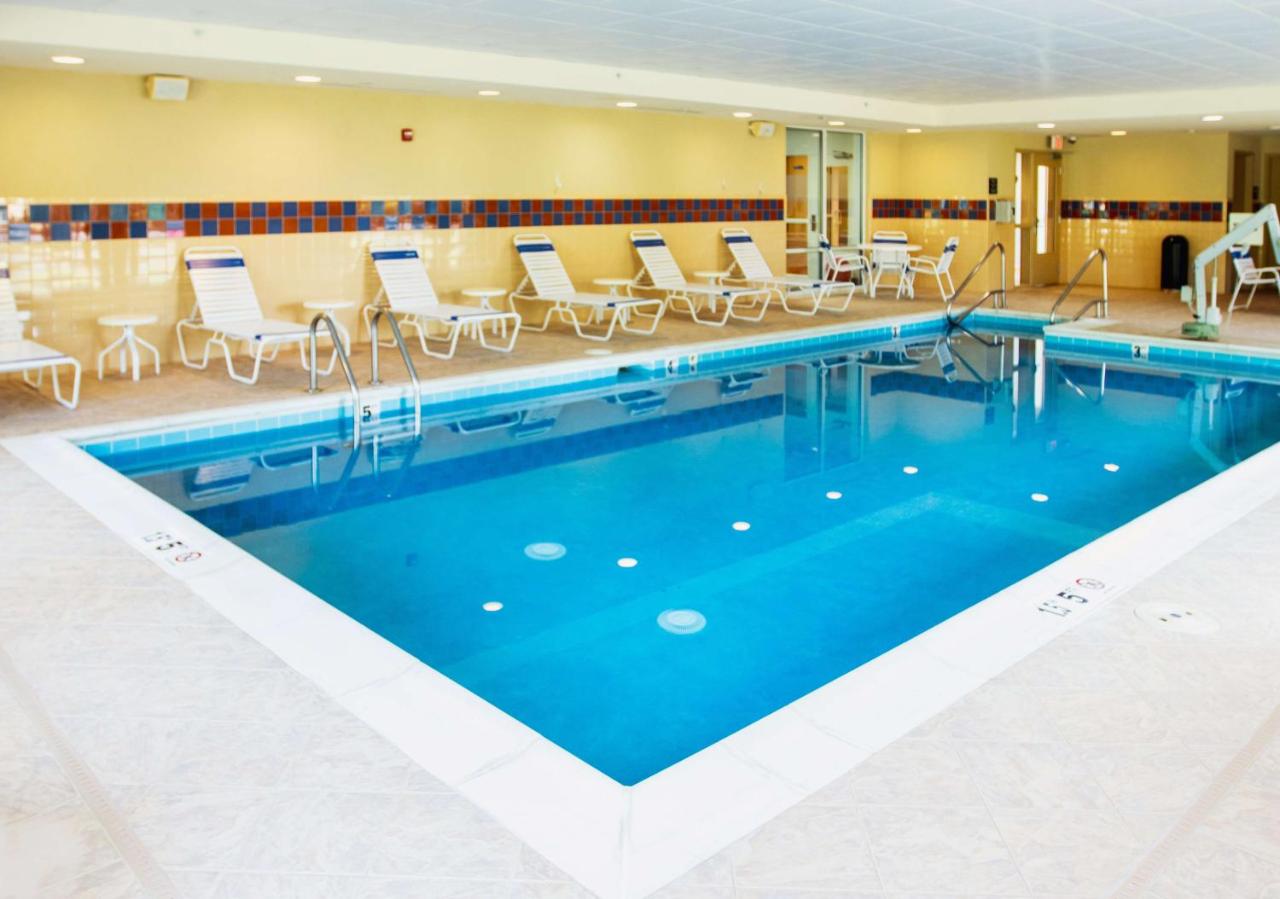 | Hampton Inn Gloucester