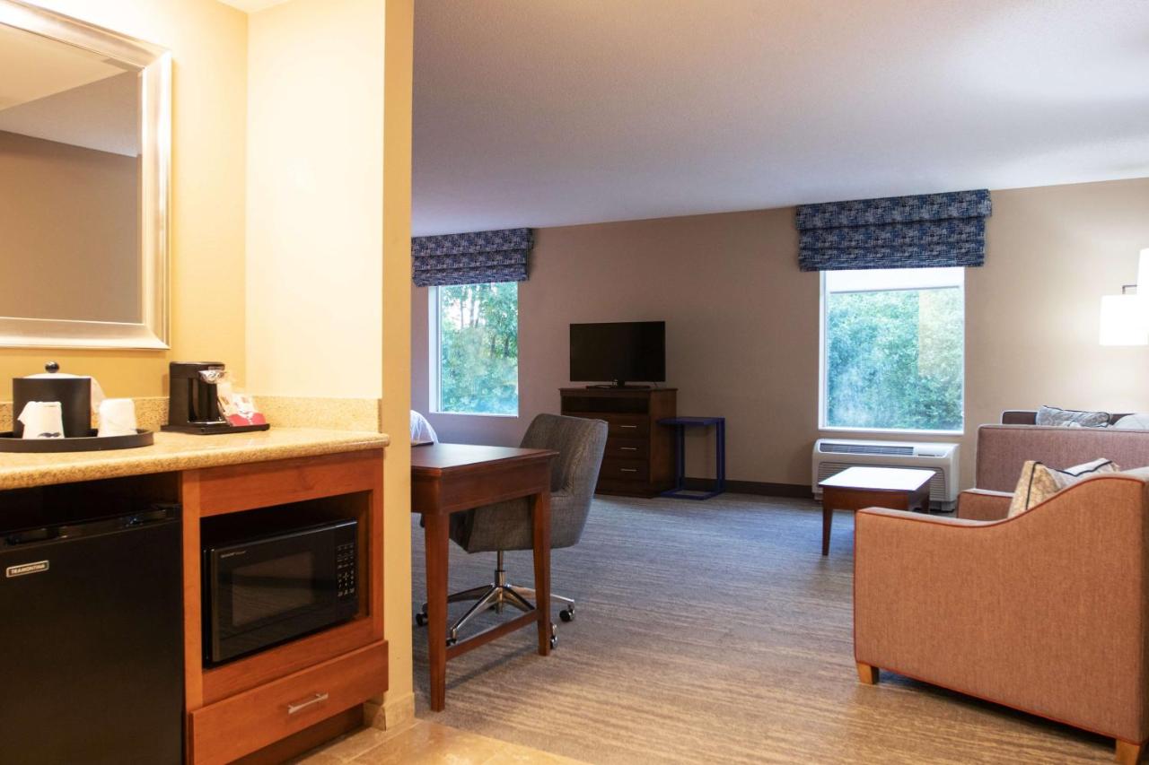 | Hampton Inn Gloucester