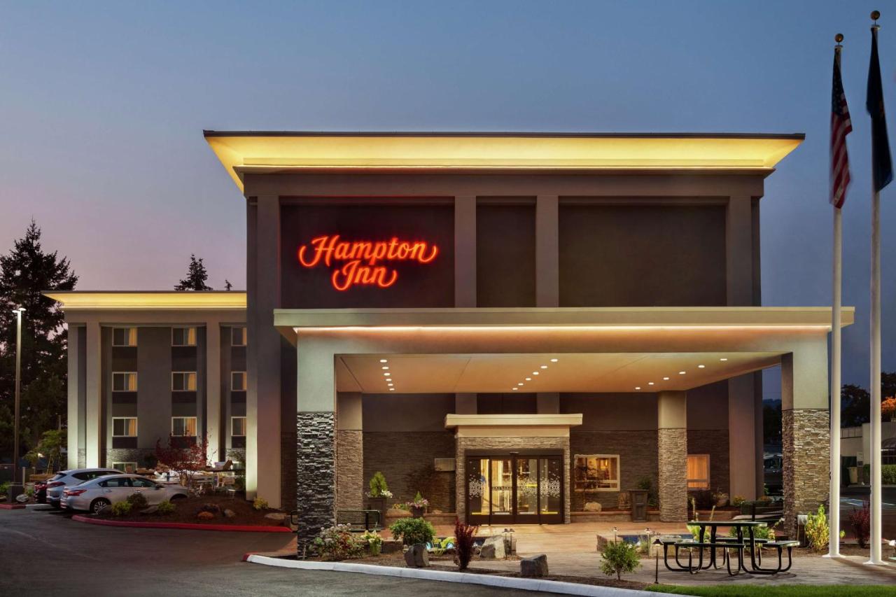 | Hampton Inn - Portland/Clackamas