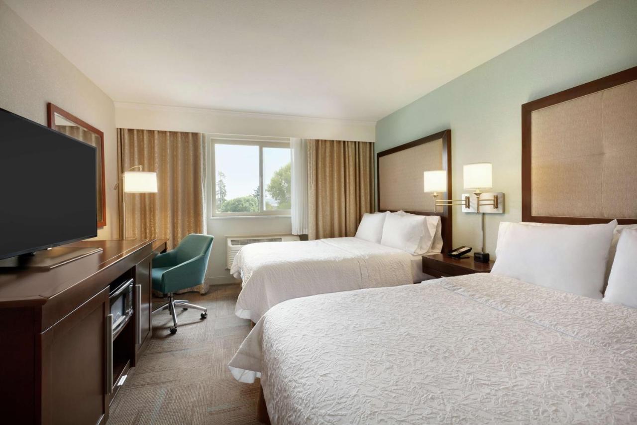 | Hampton Inn - Portland/Clackamas