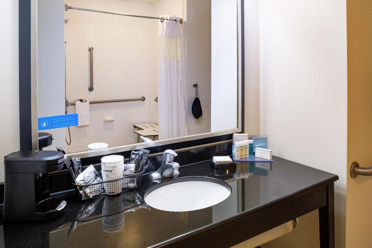 | Hampton Inn Limerick