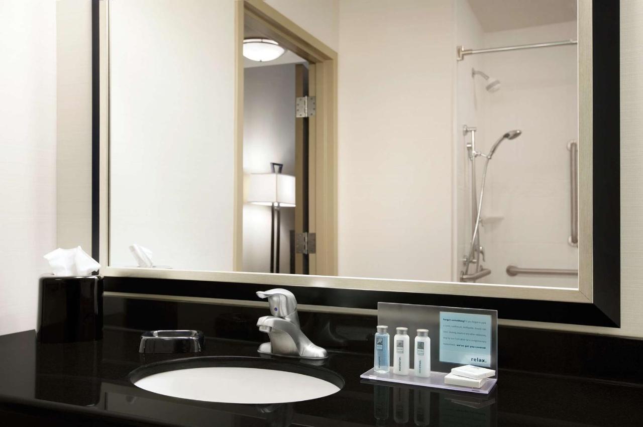 | Hampton Inn Limerick