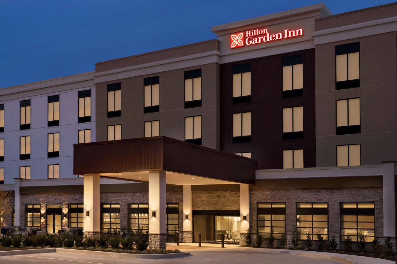 | Hilton Garden Inn Newtown Square Radnor