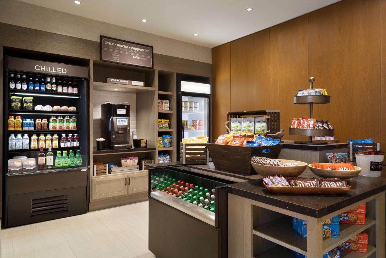 | Hilton Garden Inn Newtown Square Radnor