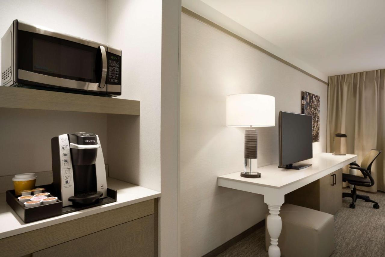 | Hilton Garden Inn Newtown Square Radnor