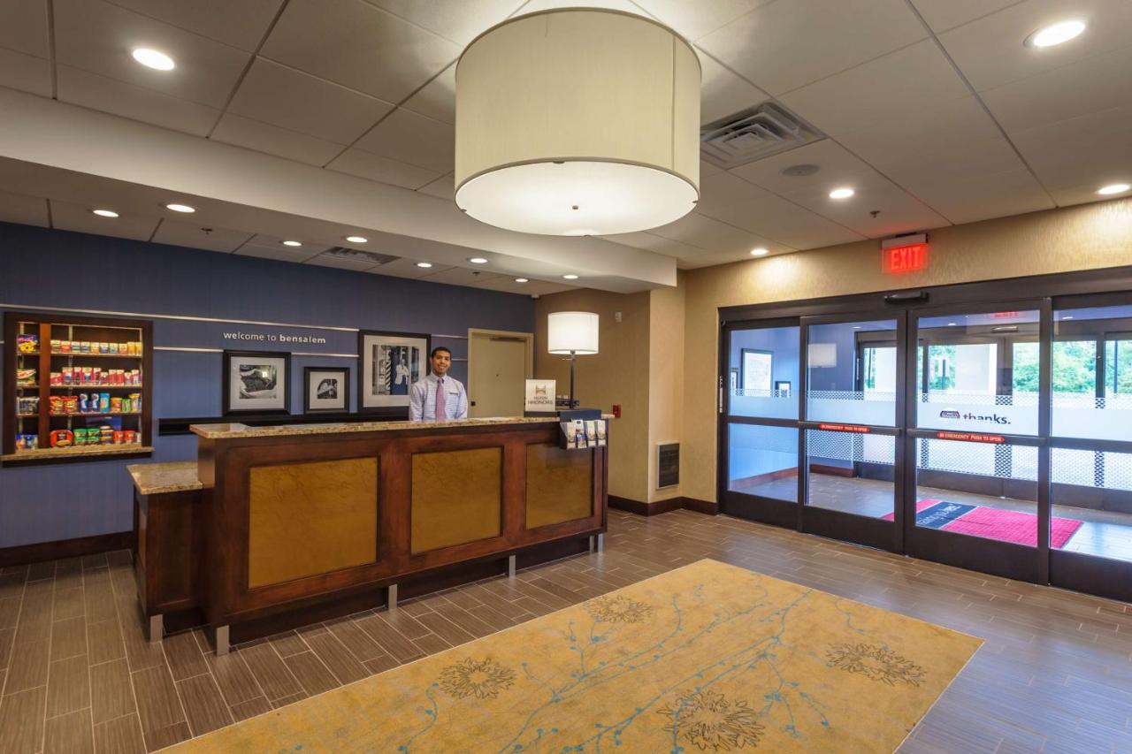 | Hampton Inn & Suites Philadelphia/Bensalem