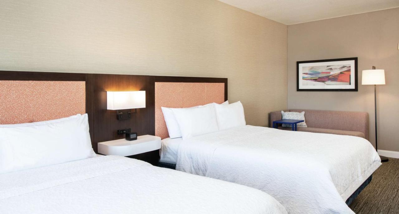 Queen Room with Two Queen Beds - Non-Smoking at Hampton Inn Phoenix-Airport North