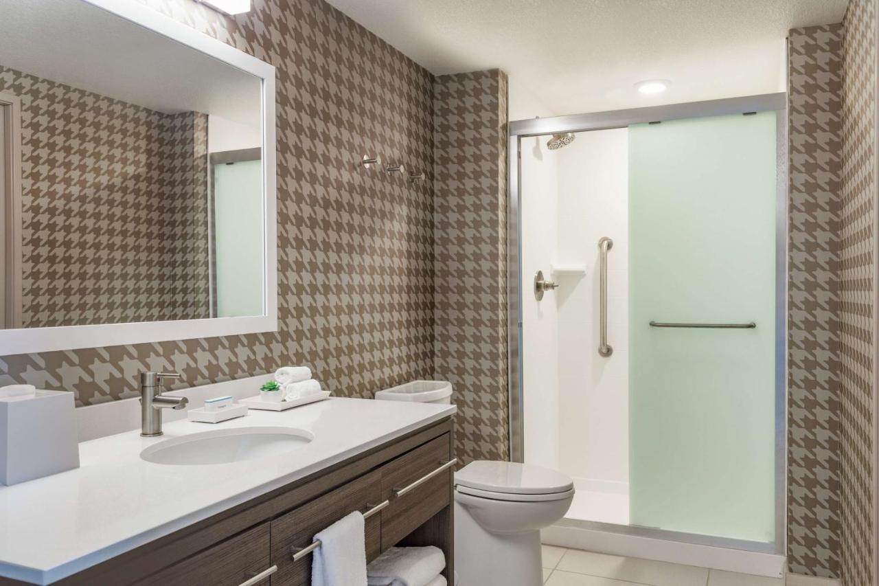 One-Bedroom King Suite - Non-Smoking at Home2 Suites by Hilton Mesa Longbow, AZ