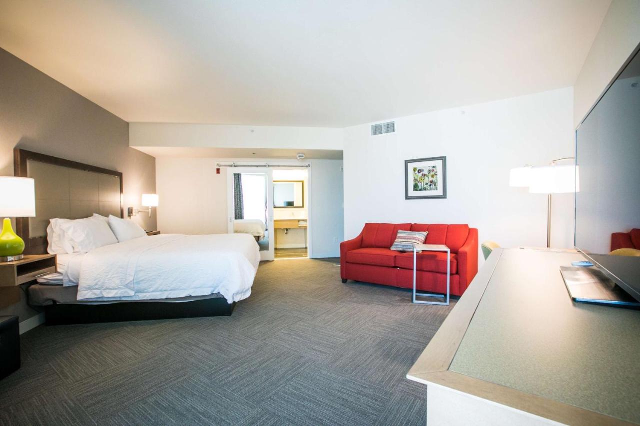 Suite at Hampton Inn & Suites Tempe/Phoenix Airport, AZ