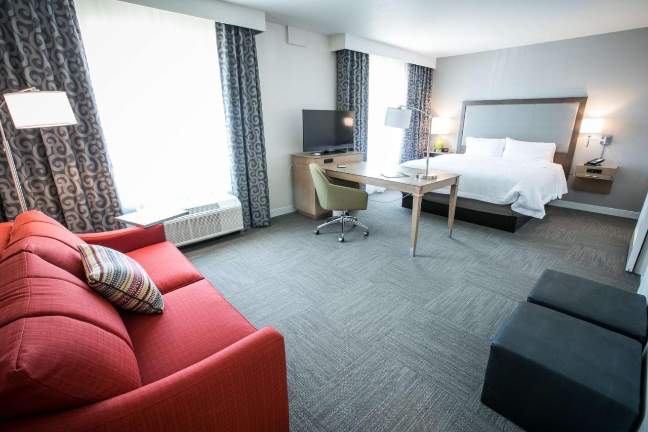 Suite at Hampton Inn & Suites Tempe/Phoenix Airport, AZ