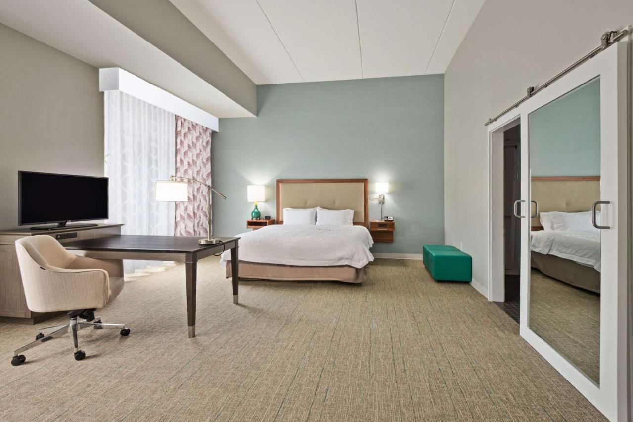 King Studio with Sofa Bed - Hearing Access - Non-Smoking at Hampton Inn & Suites North Huntingdon-Irwin