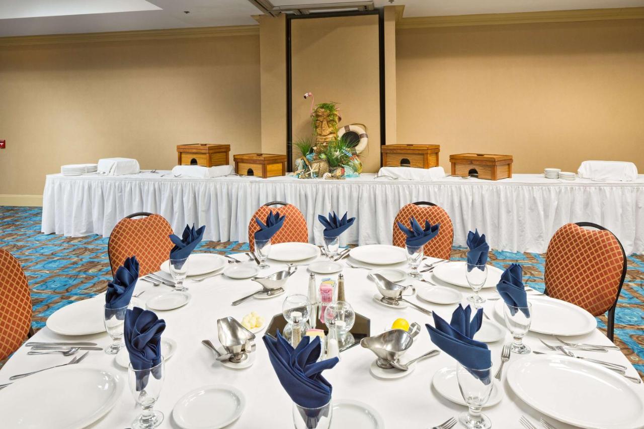| Hampton Inn Pensacola Beach