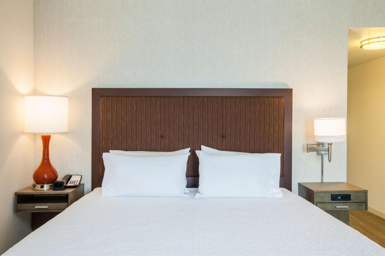| Hampton Inn & Suites Pasco/Tri-Cities, WA