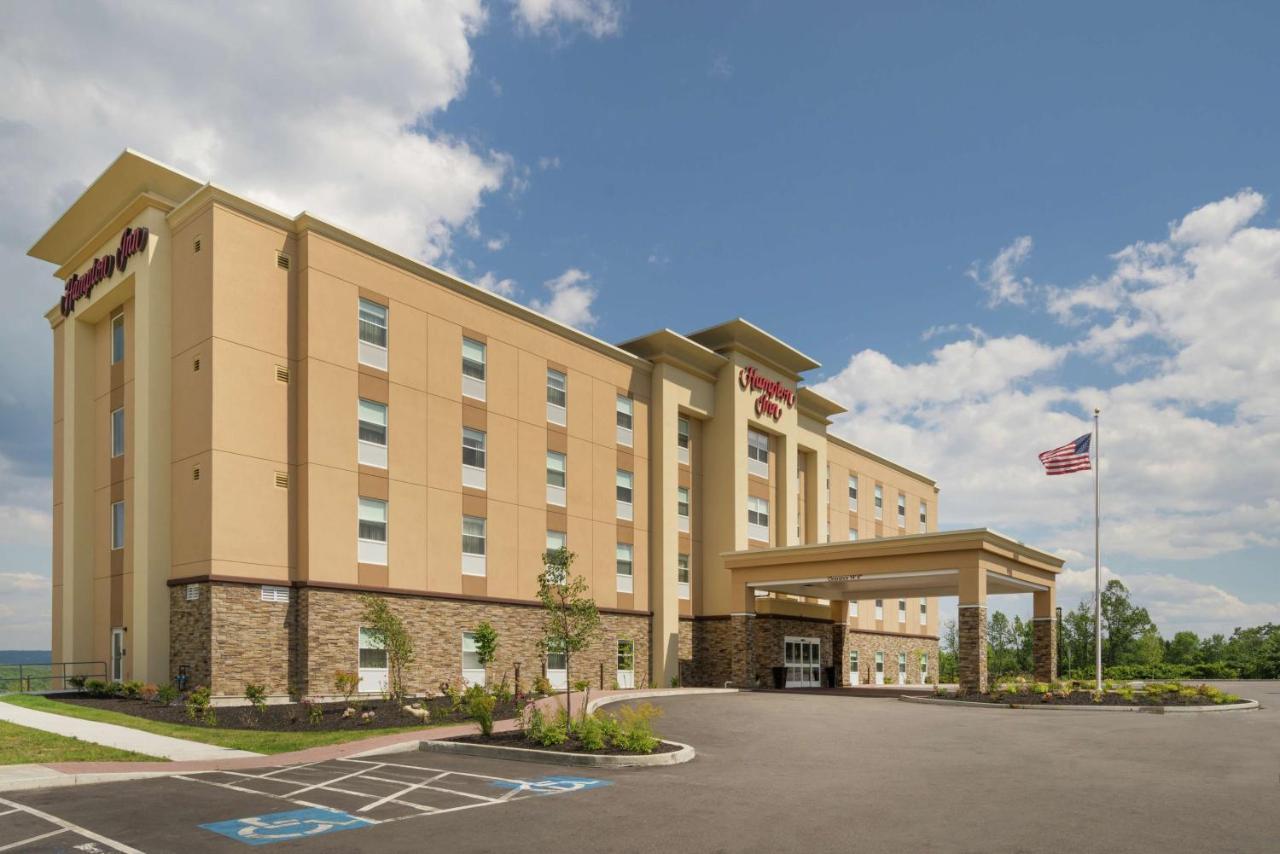 | Hampton Inn by Hilton Oxford, ME