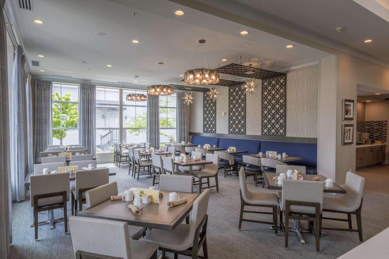  | Hilton Garden Inn Freeport Downtown