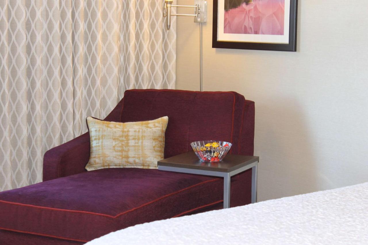 | Hampton Inn by Hilton Oxford, ME