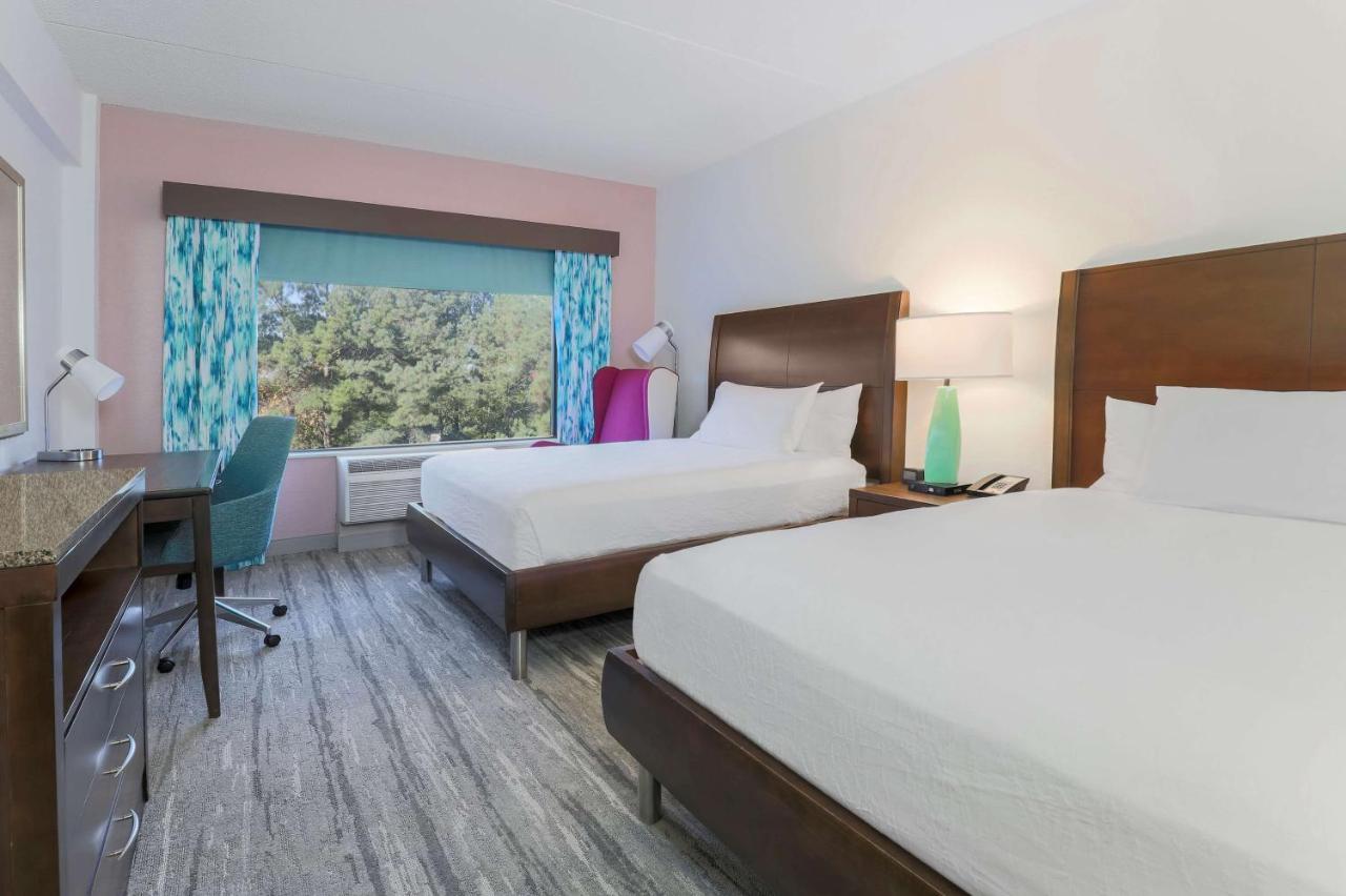 Queen Room with Two Queen Beds at Hilton Garden Inn Raleigh-Durham/Research Triangle Park