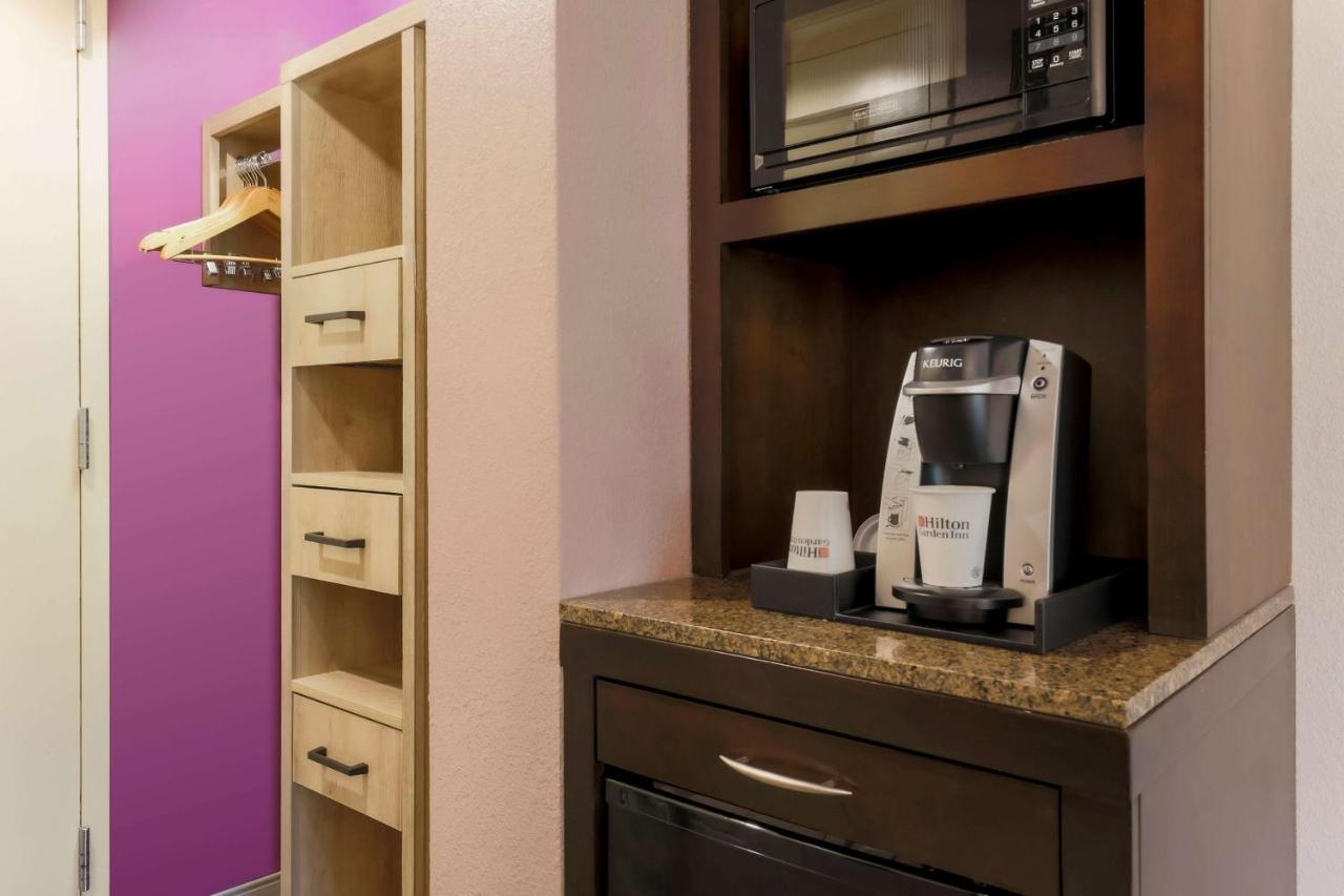 Queen Room with Two Queen Beds at Hilton Garden Inn Raleigh-Durham/Research Triangle Park