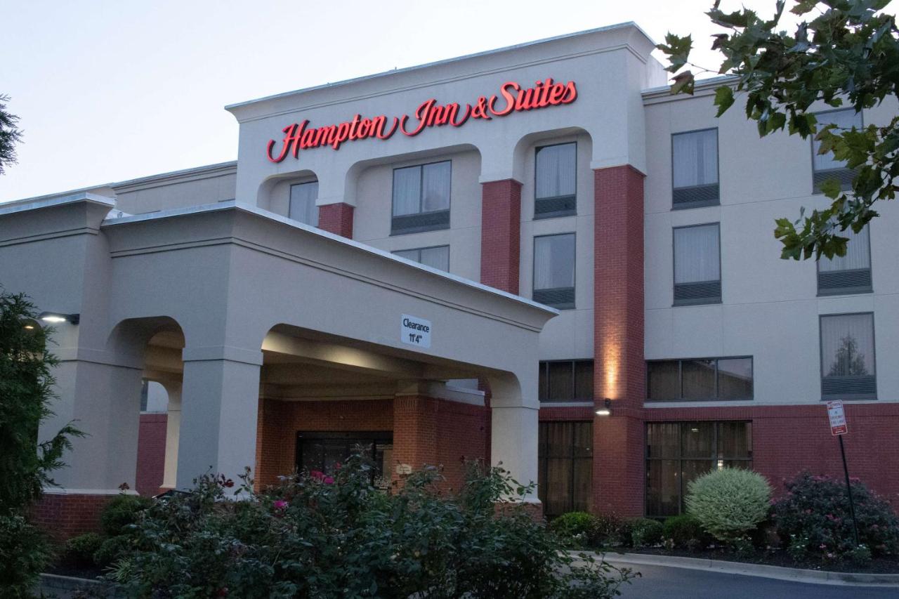 | Hampton Inn & Suites Richmond/Virginia Center