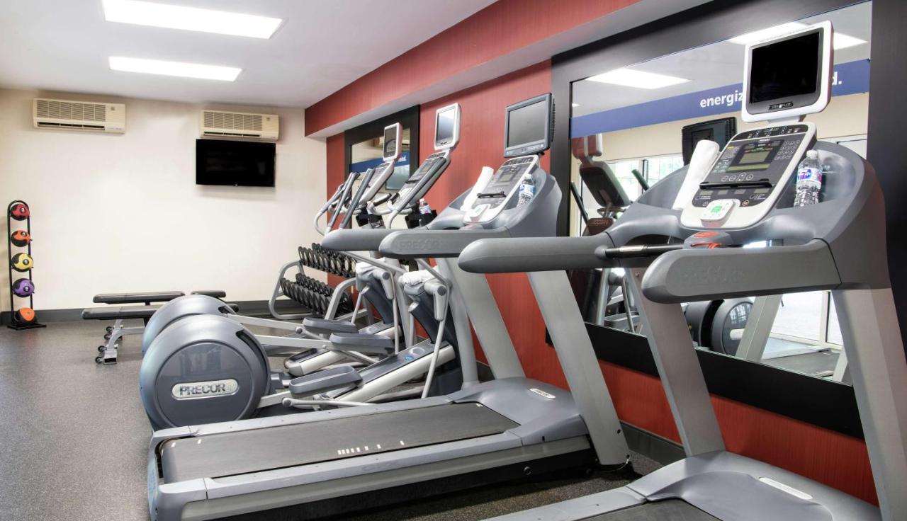 | Hampton Inn & Suites Rochester/Victor