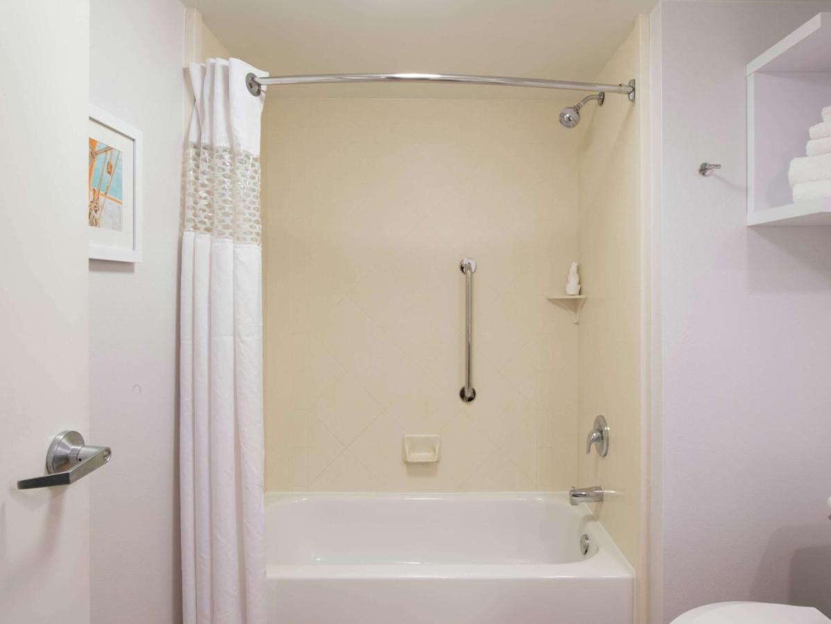 Double Room with Two Double Beds at Hampton Inn & Suites Rochester/Victor