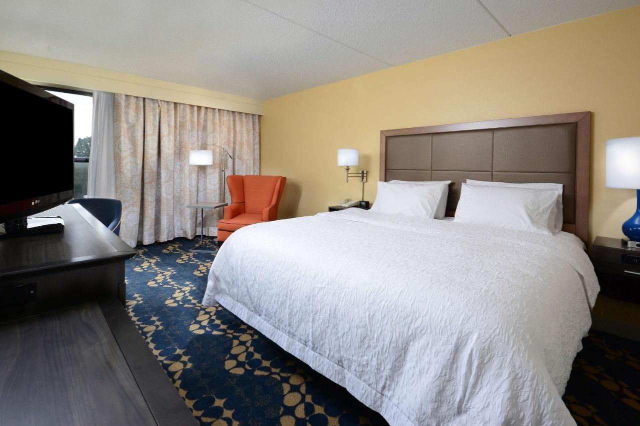 | Hampton Inn Roxboro