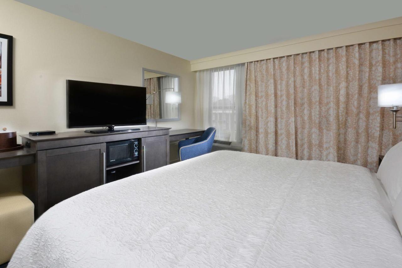 | Hampton Inn Roxboro