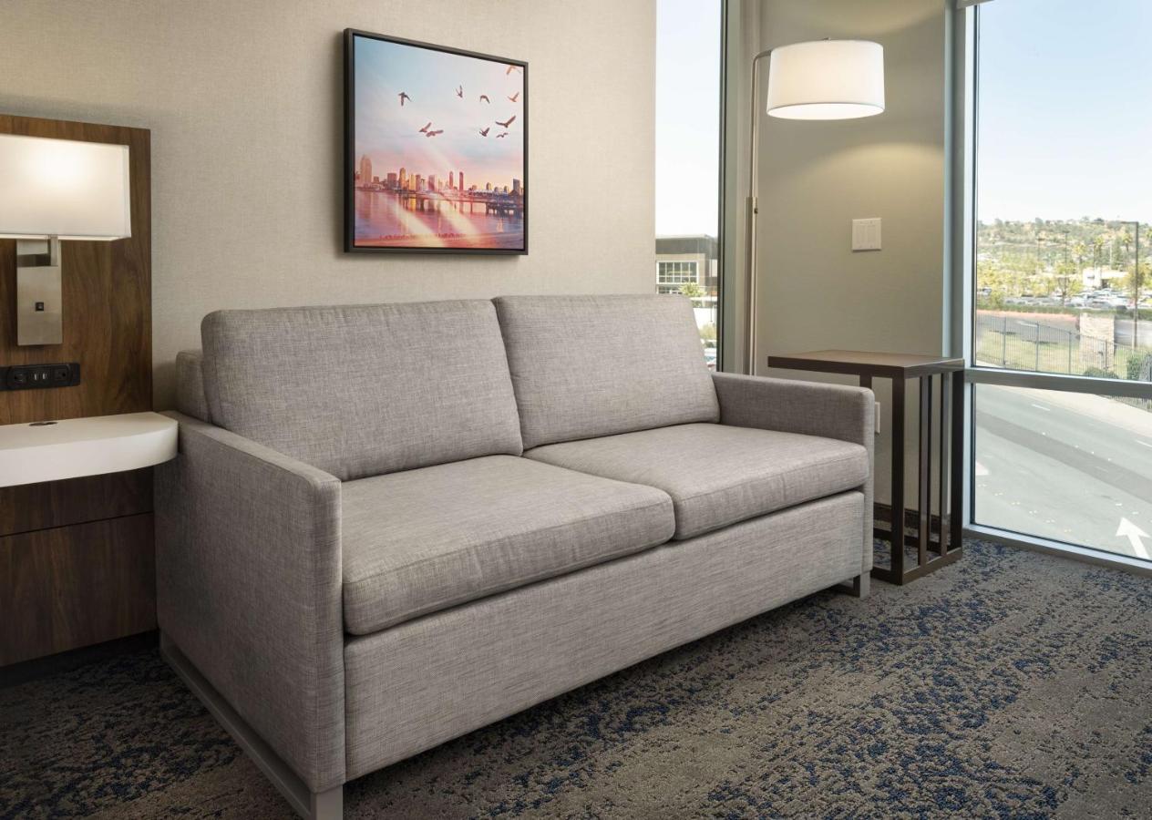 King Room with Sofa Bed - Hearing Accessible/Non-Smoking at Hampton Inn & Suites El Cajon San Diego