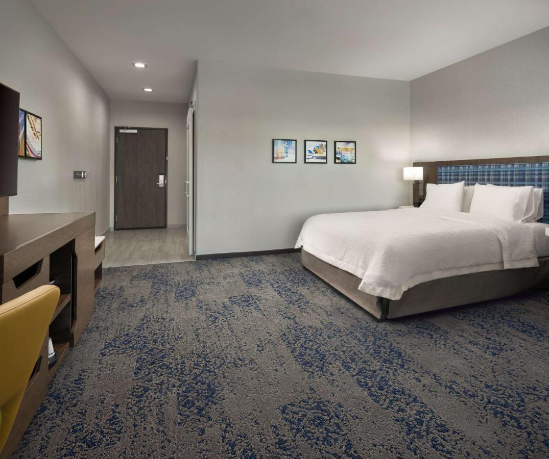King Room - Non-Smoking at Hampton Inn & Suites El Cajon San Diego