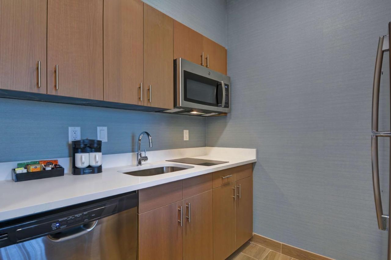 One-Bedroom King Suite - Non-Smoking at Homewood Suites by Hilton Chula Vista-Eastlake