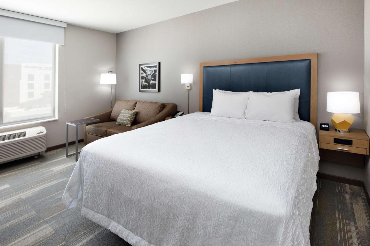 King Studio Suite - Hearing Accessible/Non-Smoking at Hampton Inn & Suites San Diego Airport Liberty Station