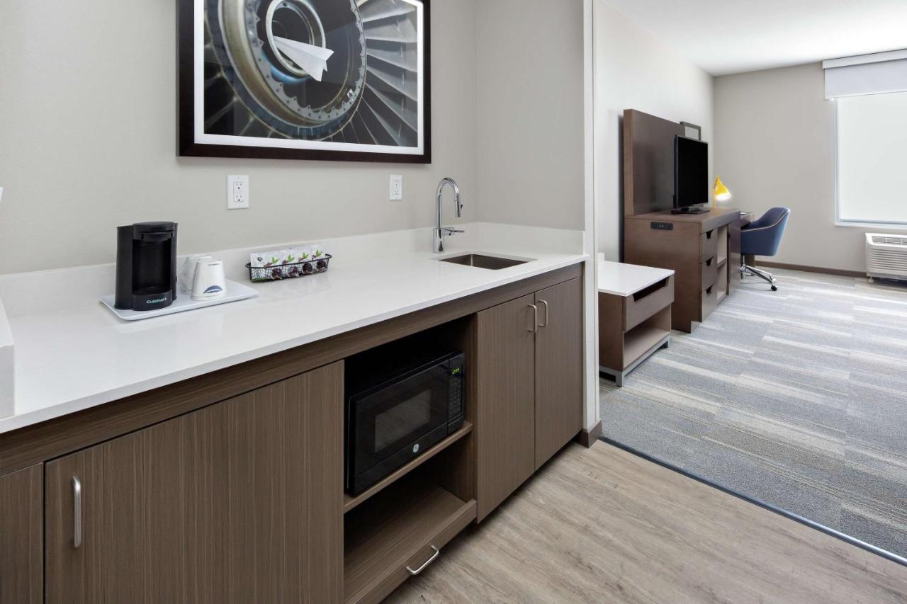 King Studio Suite - Hearing Accessible/Non-Smoking at Hampton Inn & Suites San Diego Airport Liberty Station