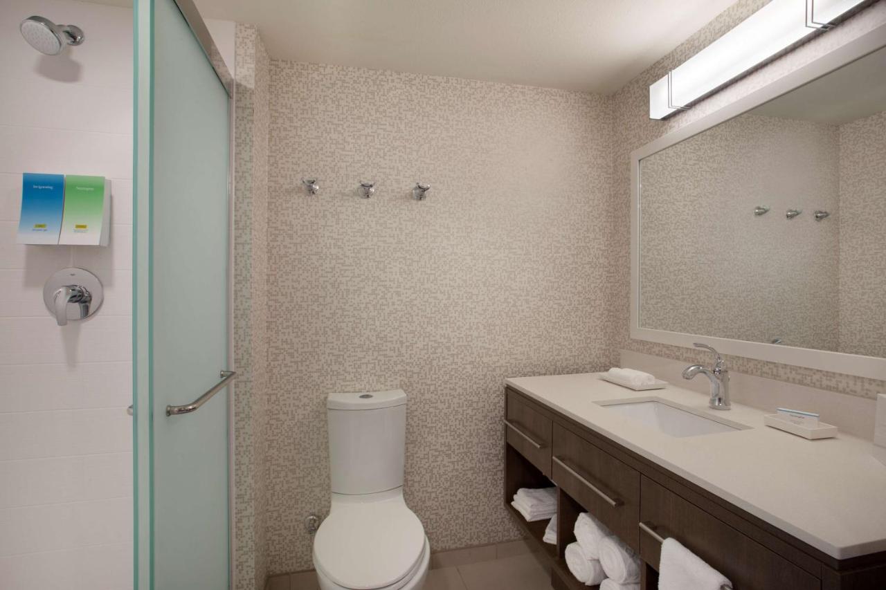 | Home2 Suites By Hilton Lewes Rehoboth Beach