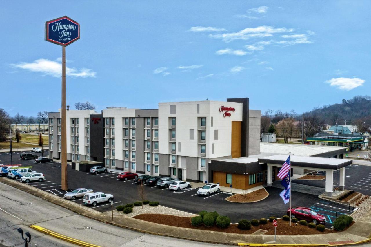 | Hampton Inn New Albany Louisville West