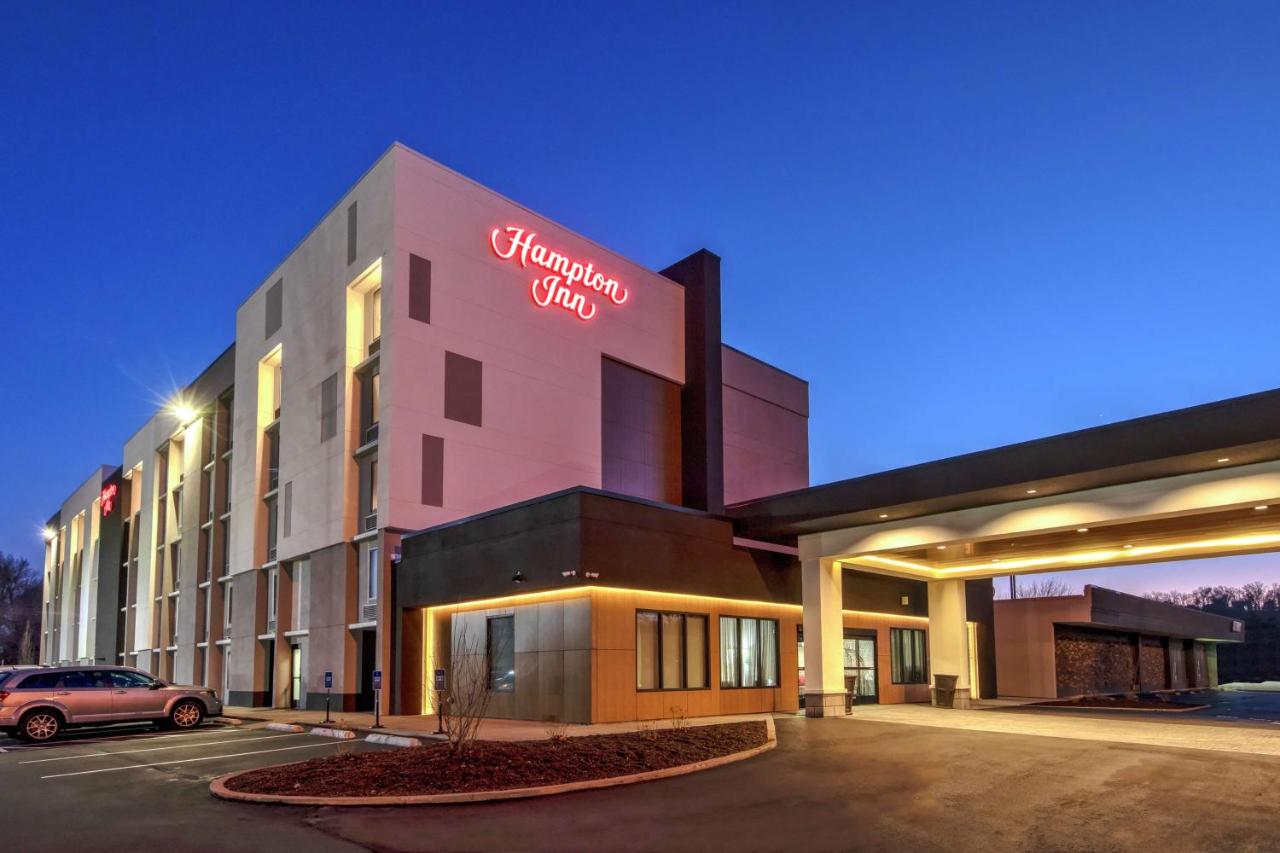 | Hampton Inn New Albany Louisville West