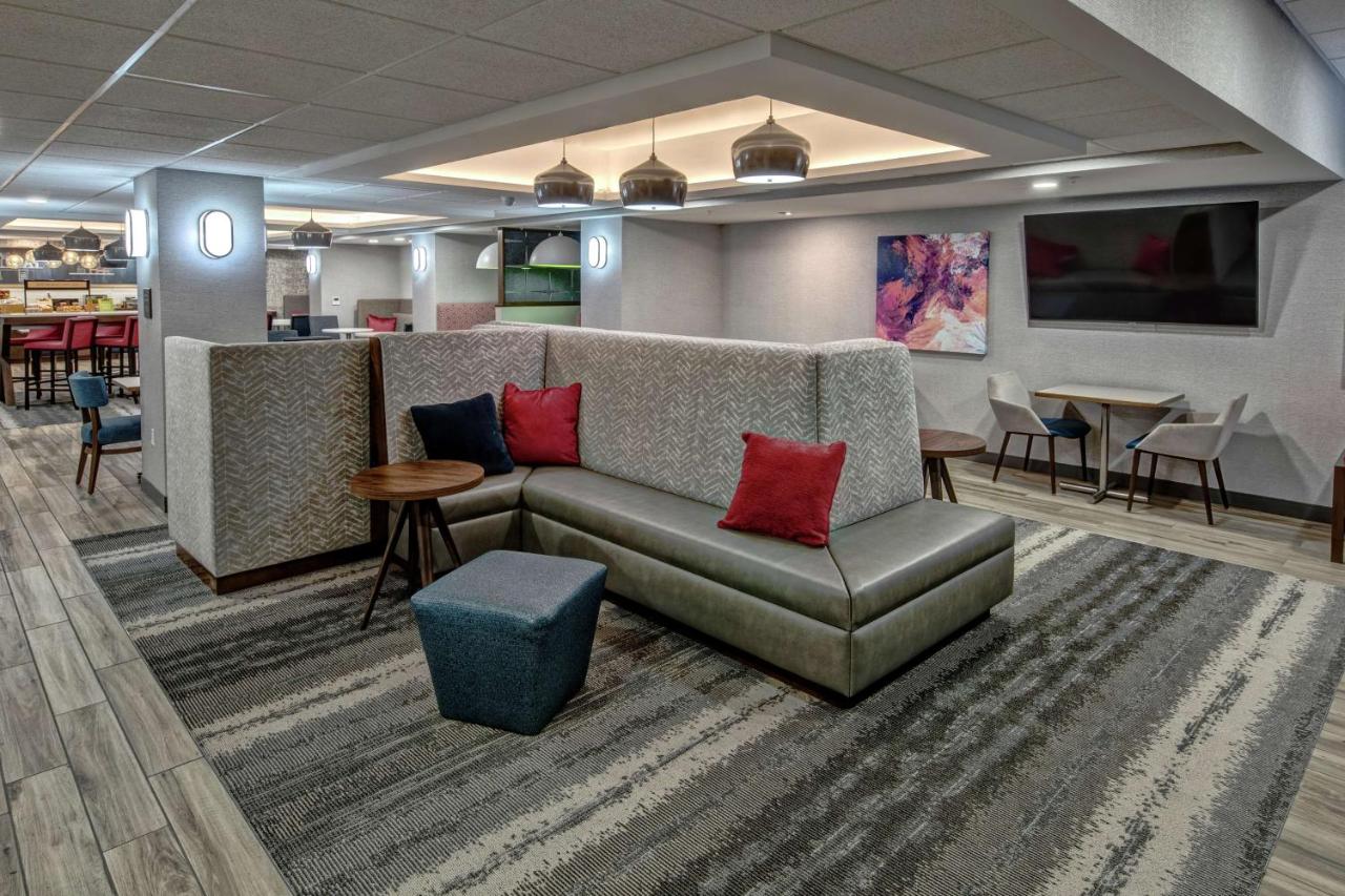 | Hampton Inn New Albany Louisville West