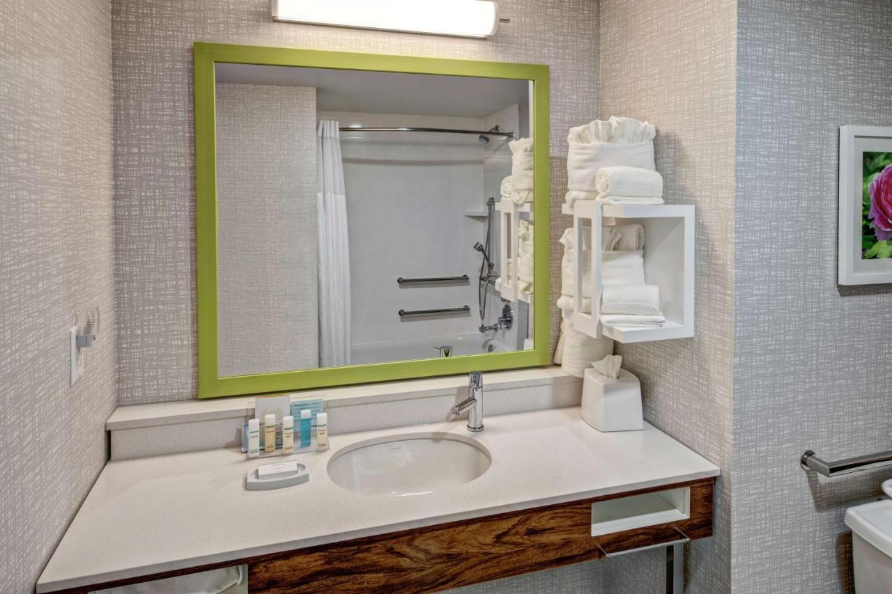| Hampton Inn New Albany Louisville West