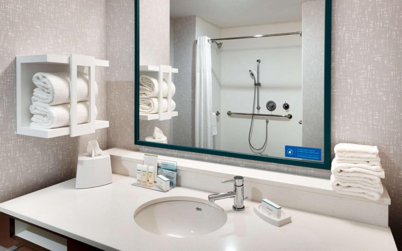 King Room - Mobility Accessible/Non-Smoking at Hampton Inn Draper Salt Lake City Ut