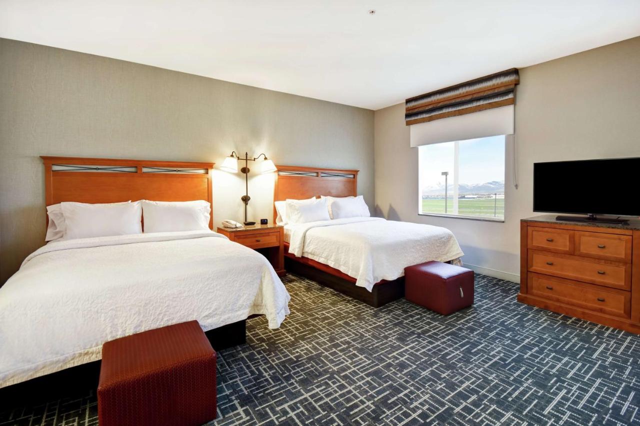 Queen Suite at Hampton Inn & Suites Salt Lake City-West Jordan