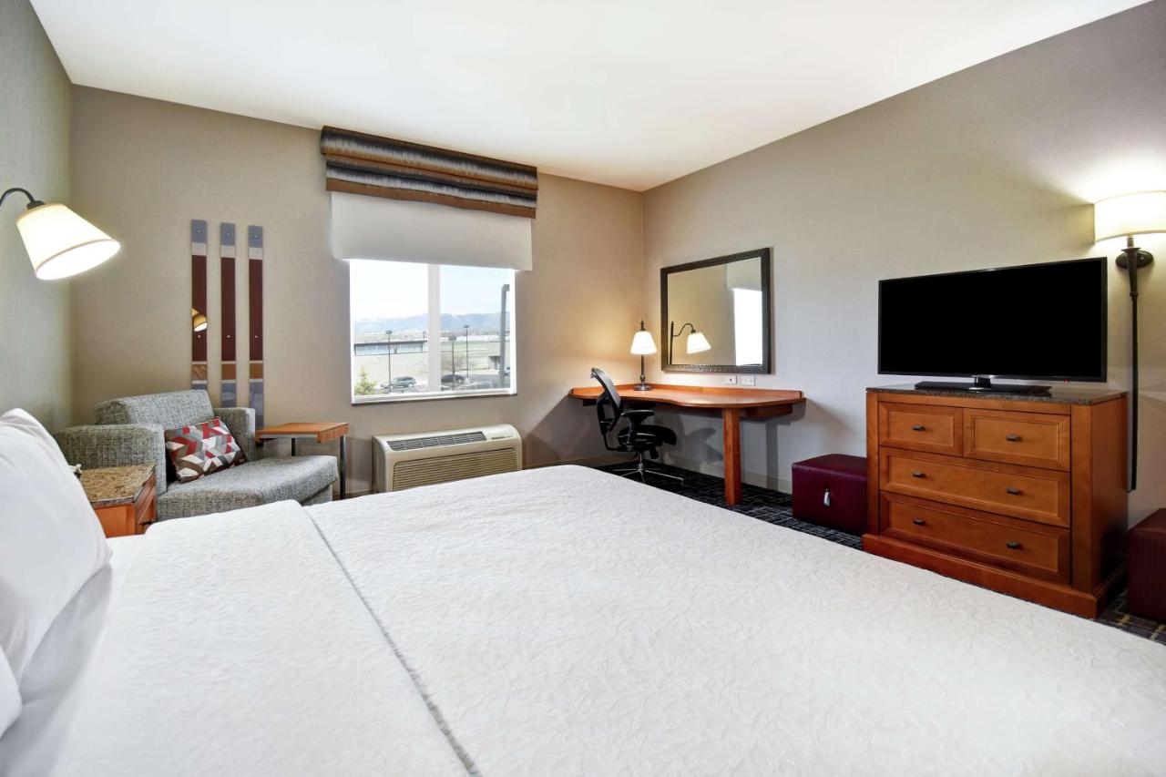 King Room at Hampton Inn & Suites Salt Lake City-West Jordan