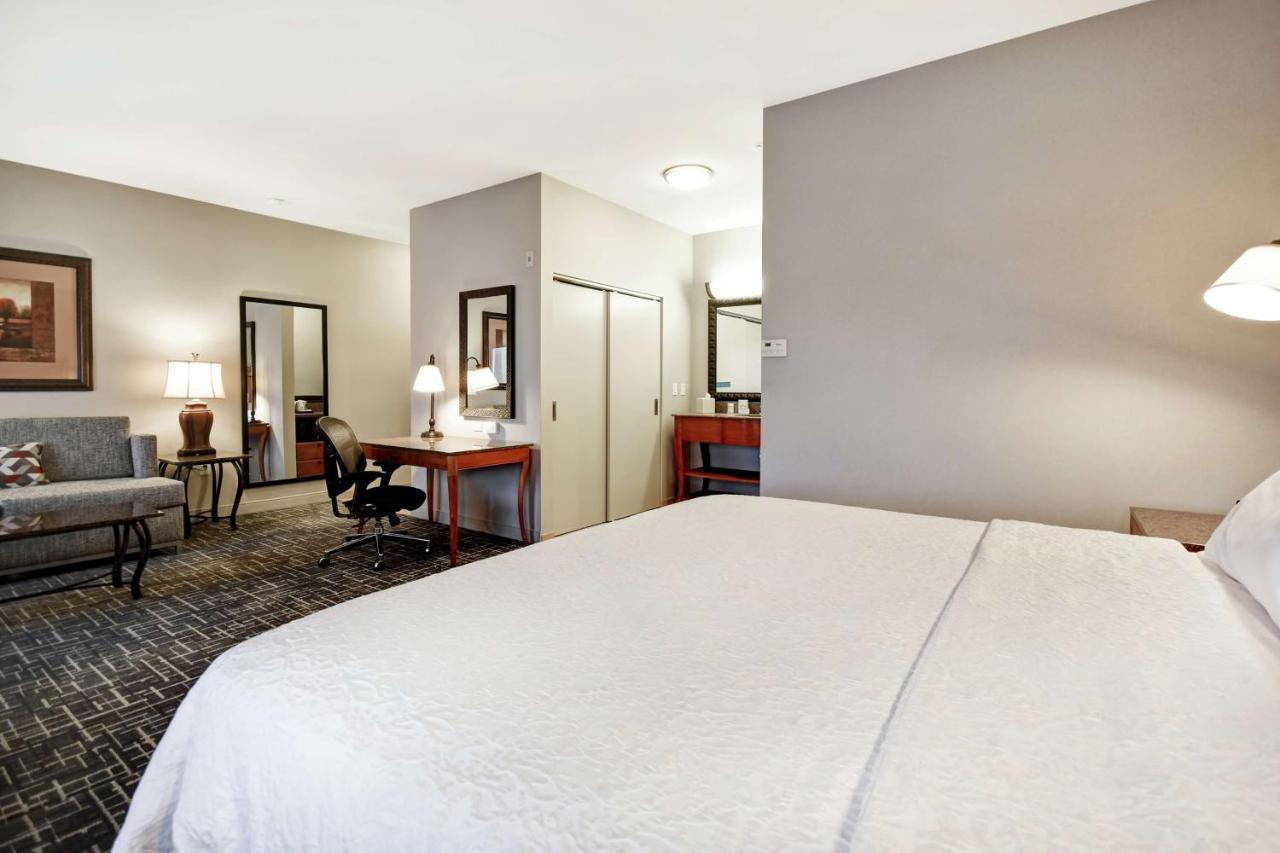 King Suite at Hampton Inn & Suites Salt Lake City-West Jordan