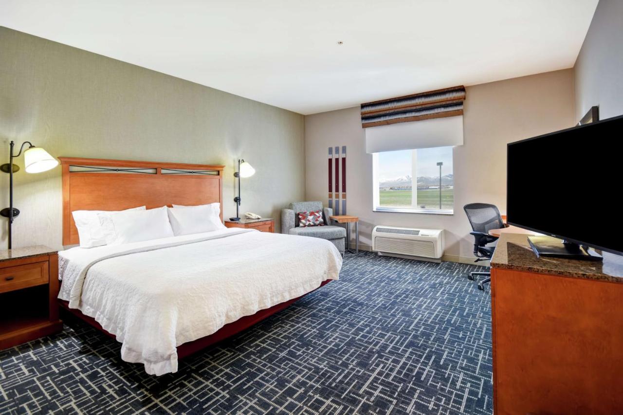 King Room at Hampton Inn & Suites Salt Lake City-West Jordan