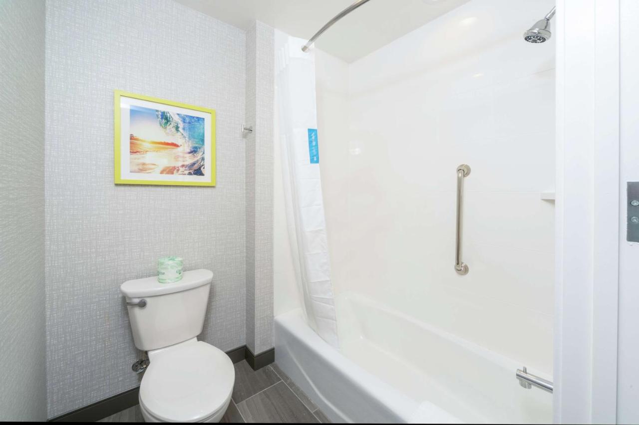 Queen Studio Suite with Two Queen Beds - Hearing Accessible/Non-Smoking at Hampton Inn & Suites Santa Maria