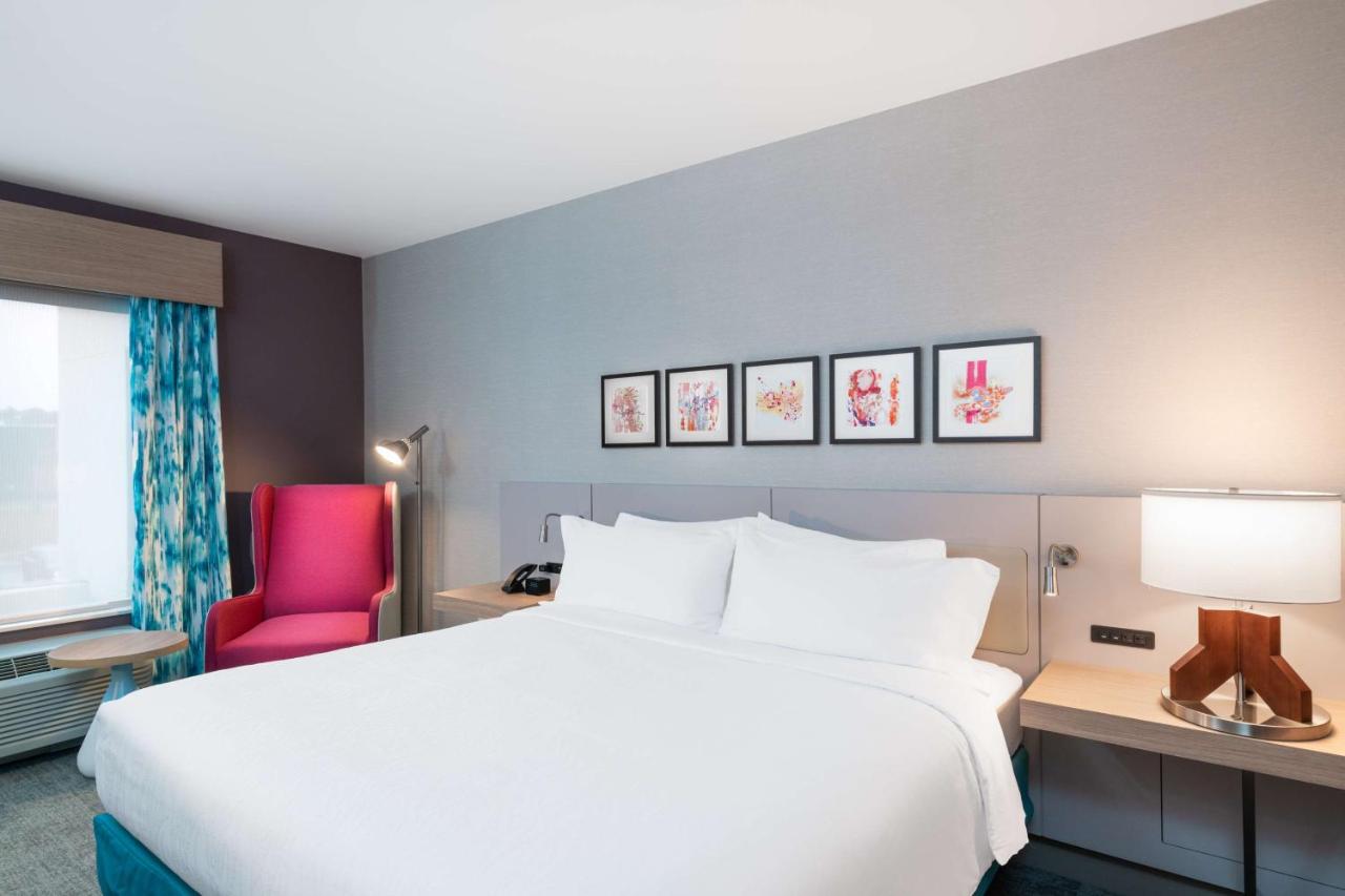 King Room at Hilton Garden Inn Brunswick