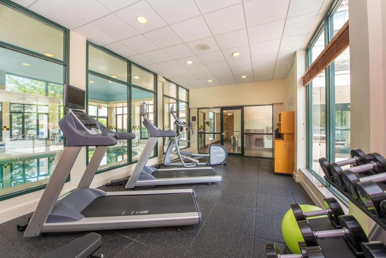 | Hilton Garden Inn Poughkeepsie/Fishkill