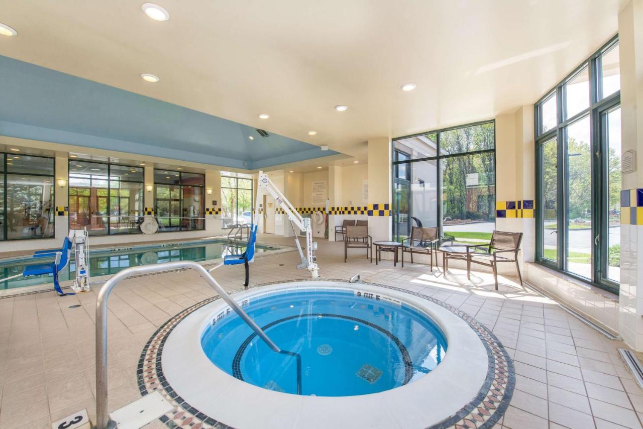 | Hilton Garden Inn Poughkeepsie/Fishkill
