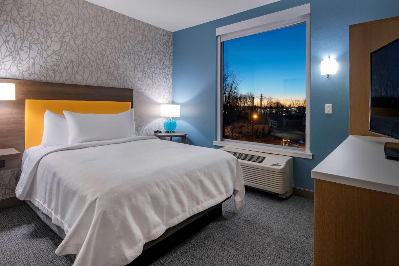 | Home2 Suites By Hilton Wayne, NJ